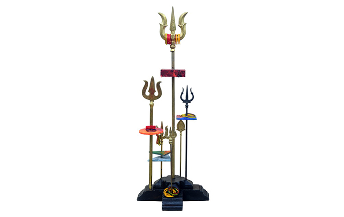 TM0023
Trishul
48 inches
Metal and Wood
2024